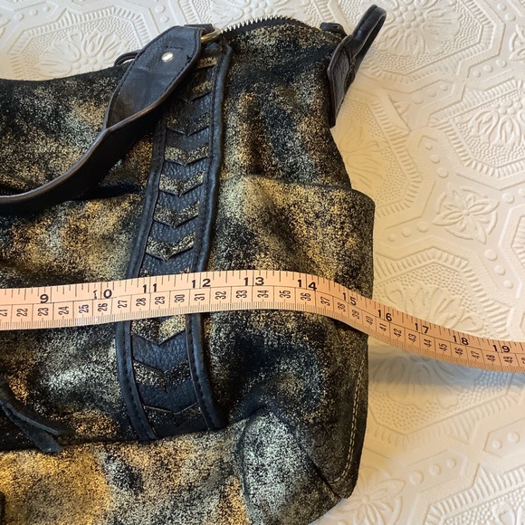 Aimee Kestenberg Black Gold Distressed Leather Bag - Picture 16 of 16